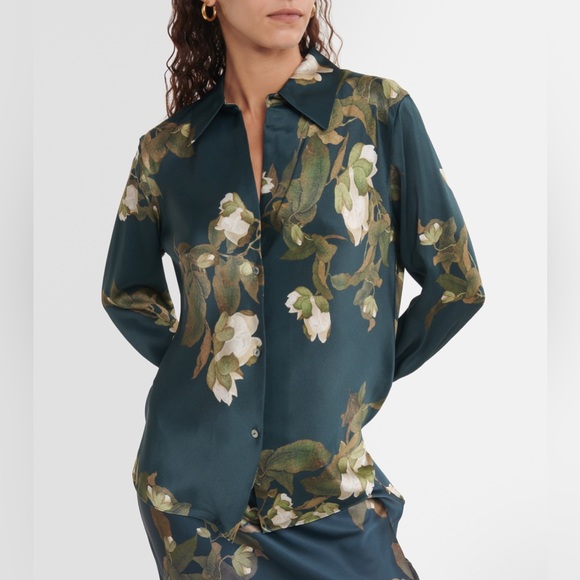 $495 Vince Floral Camellia Branch silk satin shirt blue white workwear Revolve - Picture 7 of 15